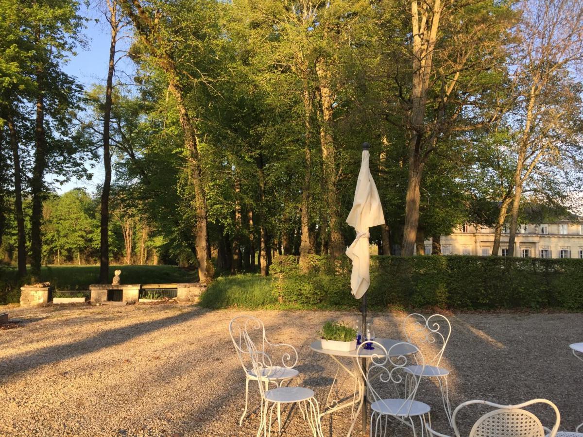 Le Château de BRESSEY&son Orangerie Bressey-sur-Tille Exterior foto