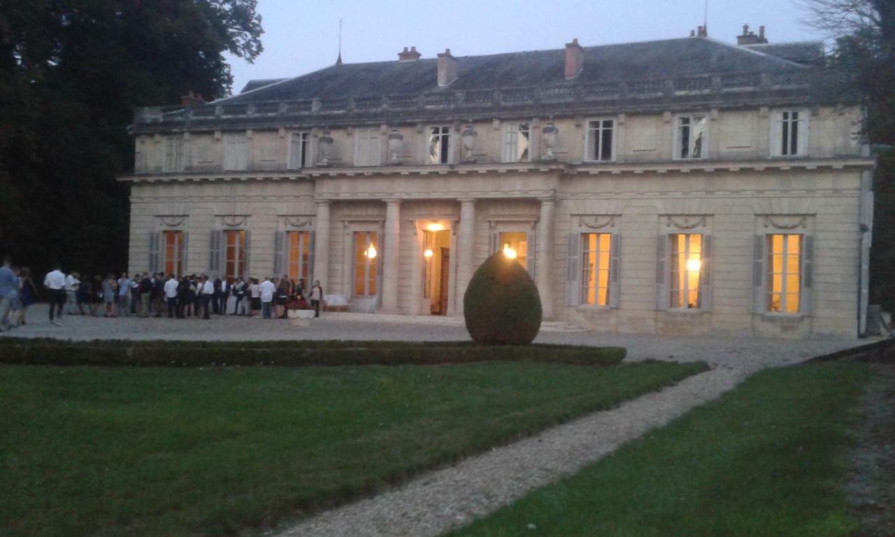 Le Château de BRESSEY&son Orangerie Bressey-sur-Tille Exterior foto